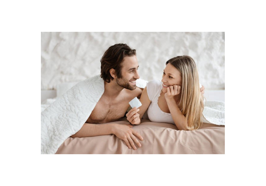 Intimità a Lunga Distanza: Mantenere Accesa la Passione Oltre i Chilometri